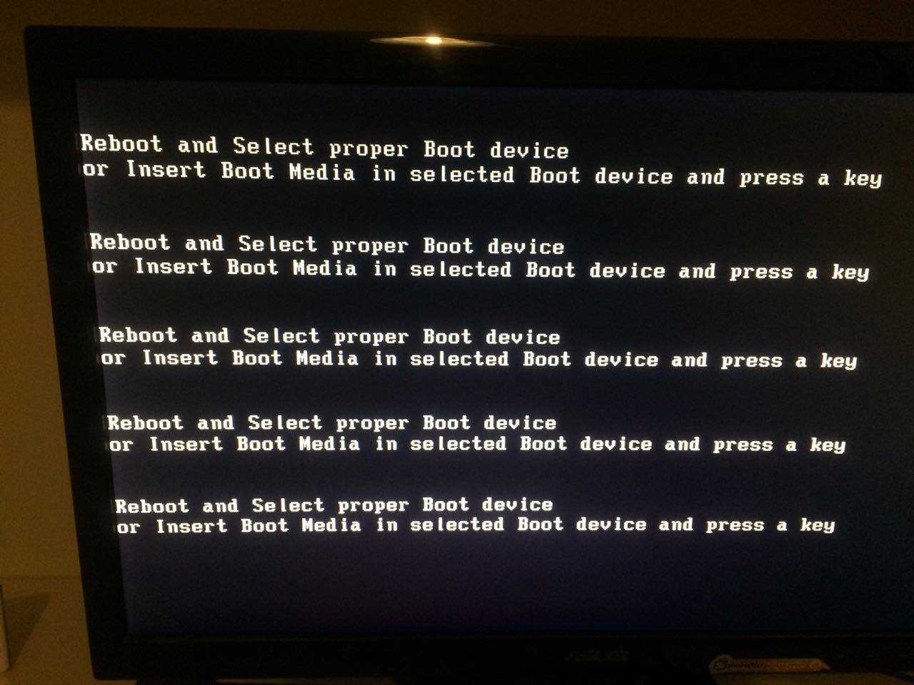 Reboot and select proper boot device при установке windows с флешки